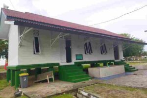Balai Di Makam Syeikh Abdur Rauf_11zon